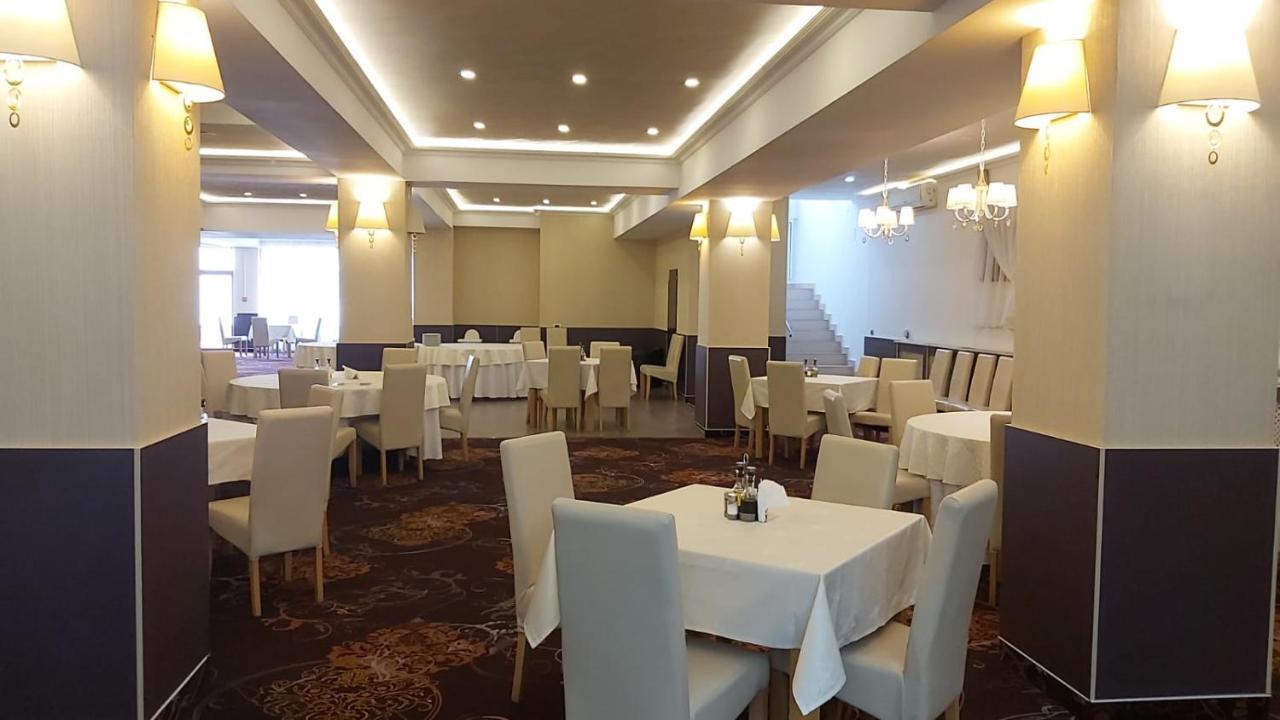 Hotel Story Târgu Jiu Dış mekan fotoğraf
